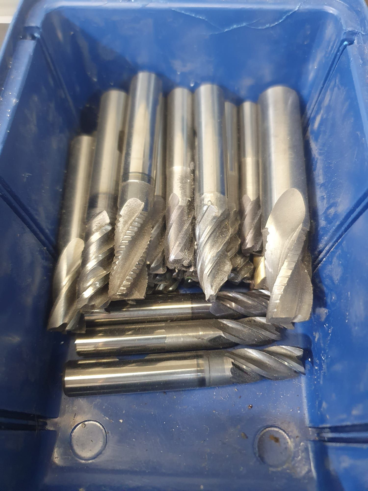 Glodala sa cilindričnom drškom, više prečnika